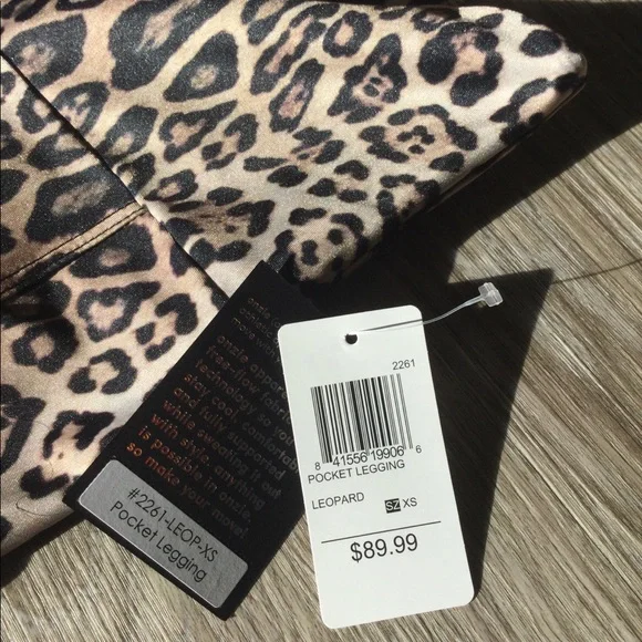 Onzie Women's High Rise Pocket Legging - Picture 8 of 8